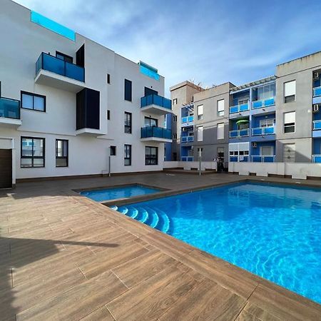 Penthouse Center Torrevieja, Private Terrace, Near The Beach Apartment Exterior photo